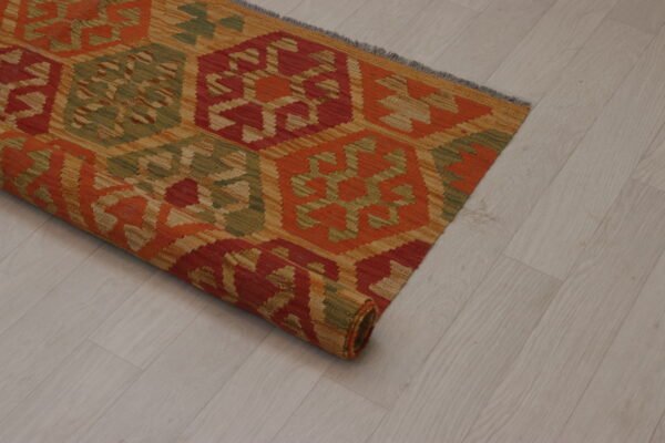 VJ Kilim – 194 x 160 cm  (51912)